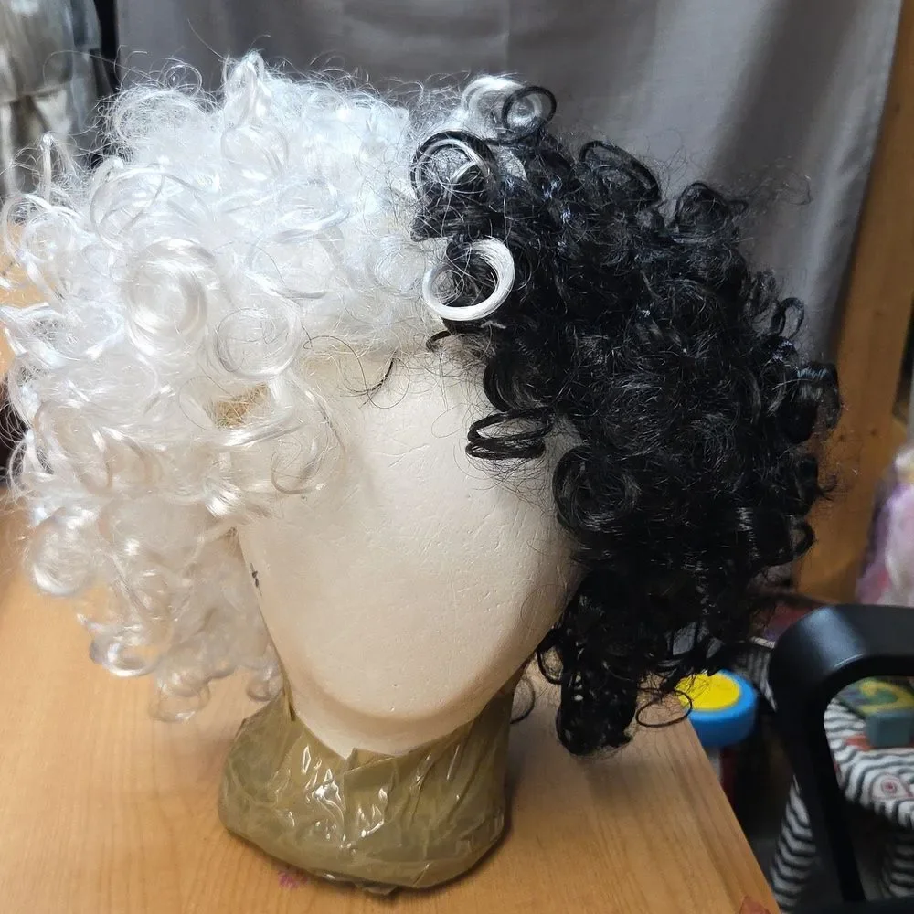 Disney Villains Cruella Costume - Childs XL 14-16 - Picture 11 of 13